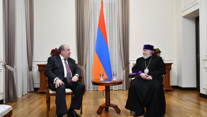 Հանդիպել են նախագահն ու կաթողիկոսը