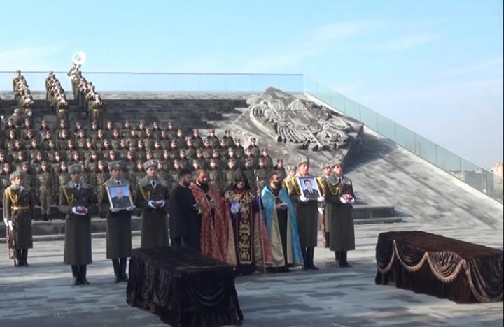 Վերջին հրաժեշտը՝ զոհված օդաչուներին