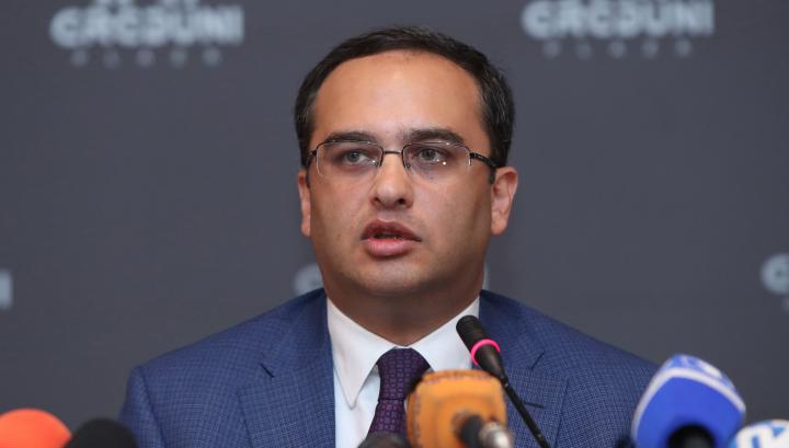 Վիկտոր Սողոմոնյանը՝ «Ազատություն նախագահին» նախաձեռնության մասին. 168.am