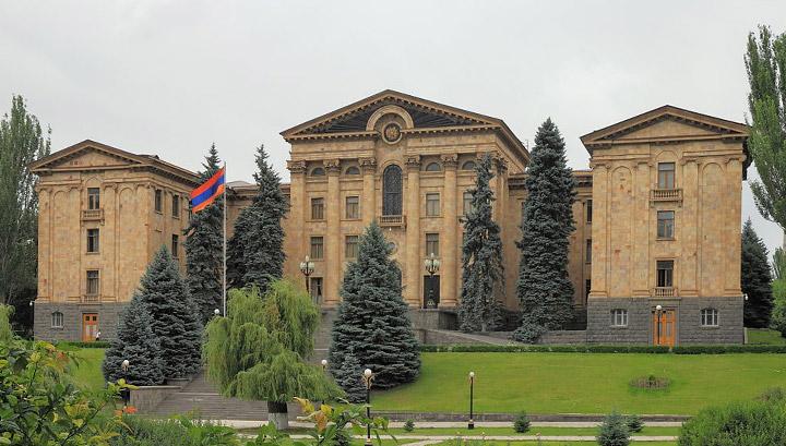 Մեծ «ուբոռկա»՝ ԱԺ-ում․ «VIP համարները» կկիսեն․ «Ժողովուրդ»