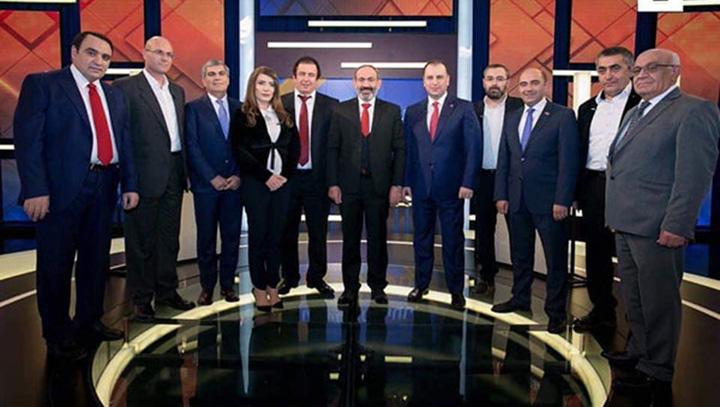 Գաղափարներով և առանց գաղափարների. «Առավոտ»