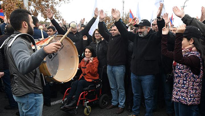 «Դըմփ-դըմփ-հու»-ից «տաշի-տուշի» կես քայլ է․ «Հայոց աշխարհ»