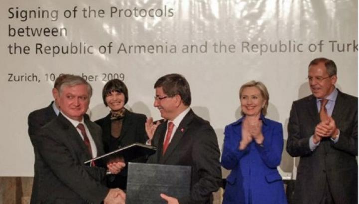 Ոչ թե թուրքական կողմն էր իր պայմանները թելադրում մեզ, այլ բանակցությունների էր գնում Երևանի առաջարկած հիմքով. Էդվարդ Նալբանդյան․ Sputnik Արմենիա