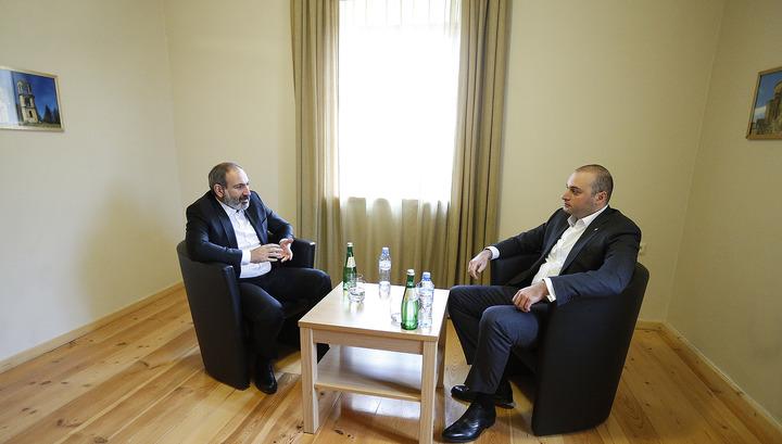 ՀՀ և Վրաստանի վարչապետերի ոչ ֆորմալ հանդիպումը