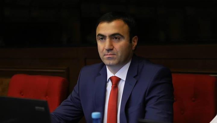 Հակոբ Նազարյանը լքում է ԲՀԿ-ն