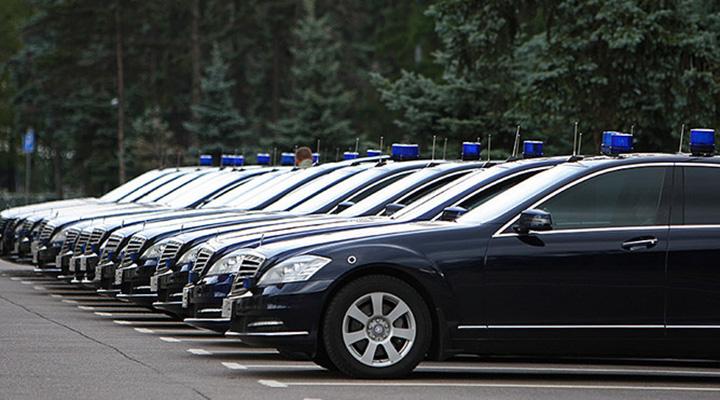 Ինչքա՞ն է նստում մեկ ծառայողական մեքենան պետության վրա. «Հրապարակ»