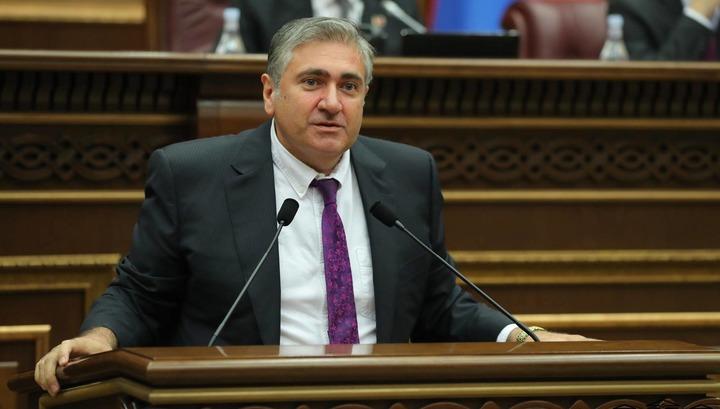 Բյուջեն և արցախյան քաղաքականությունը․ Արթուր Խաչատրյան