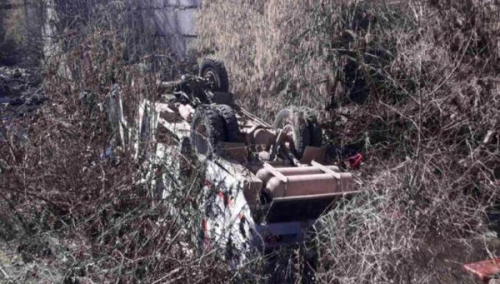 Սյունիքում դպրոցականներին տեղափոխող ավտոբուսի վթարի հետեւանքով կա 1 զոհ, 23 վիրավոր