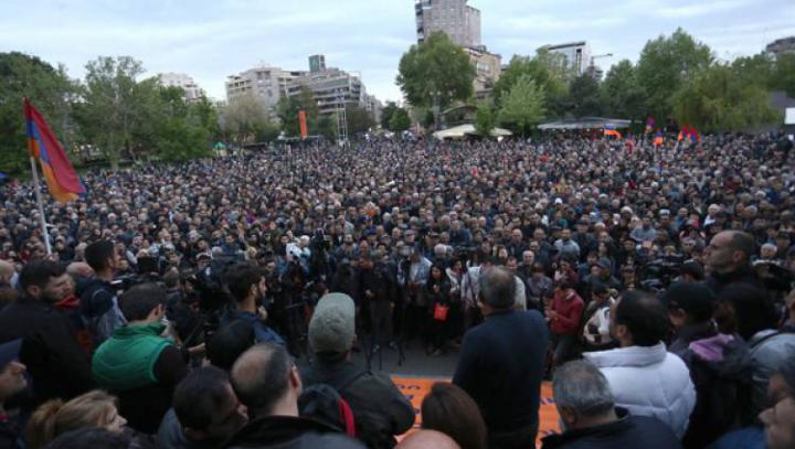 Հասարակությունն ուզում է համոզվել, որ նորերն էականորեն տարբերվում են նախորդից. «Հրապարակ»