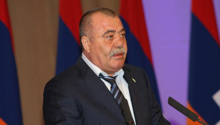 Մանվել Գրիգորյանը զրկվեց Արմավիրի պատվավոր քաղաքացու կոչումից