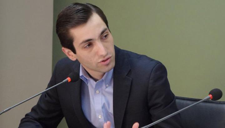 1 ամիս աշխատելով ՝ պարգևատրվել են աշխատավարձի 100%-ի չափով