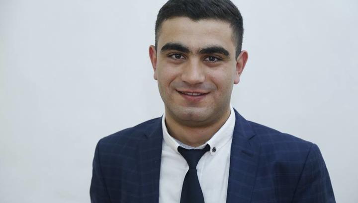 Աթոռն այսօր ձեռքդ է, իսկ վաղը…Մհեր Եղիազարյանի որդին՝ Փաշինյանին