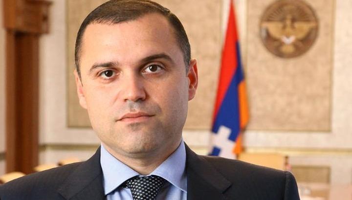 Պաշտոնանկություն՝ Արցախի նախագահականում