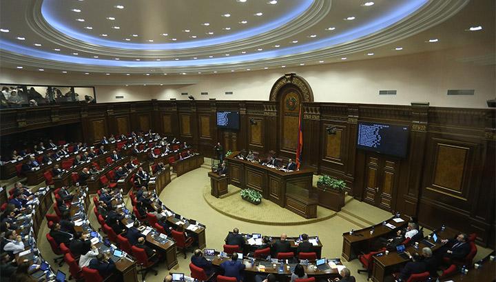 ԱԺ-ն «ջուր է ծեծում»․ Պատգամավորների «մուսան» դեռ չի եկել