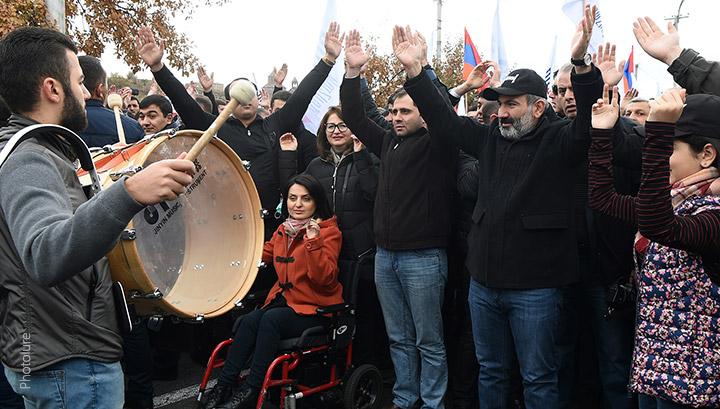 Հեղափոխական տեմպերով ոչնչացնում են