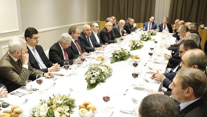 Քննարկել են ներդրումային միջավայրի և հարկային ոլորտի բարեփոխումները