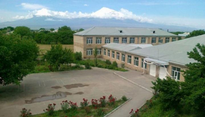 Ավշարի դպրոցում դասադուլը շարունակվում է