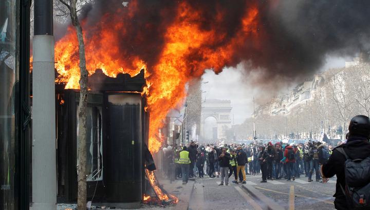 Դեղին բաճկոնավորները Ֆրանսիային 170 մլն եվրոյի վնաս են հասցրել