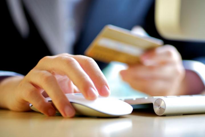 «facebook.com»-ում ստեղծել են վարկային կազմակերպության էջեր և խաբեությամբ տնօրինել օգտատերերի բանկային  հաշիվները