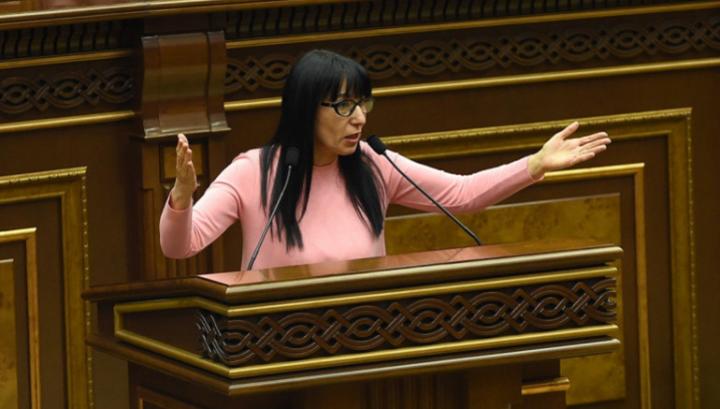 Պատգամավորն ահազանգում է իշխանափոխության «զոհի» մասին