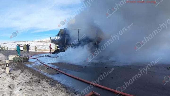 Սյունիքում ՌԴ խաղաղապահների «Kamaz»-ում հրդեհ է բռնկվել