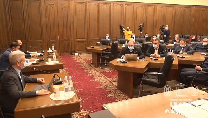 Խորհրդարանը քննարկում է մի շարք նախարարությունների ու հիմնարկների՝ 2021թ․ բյուջեն․ ՈւՂԻՂ