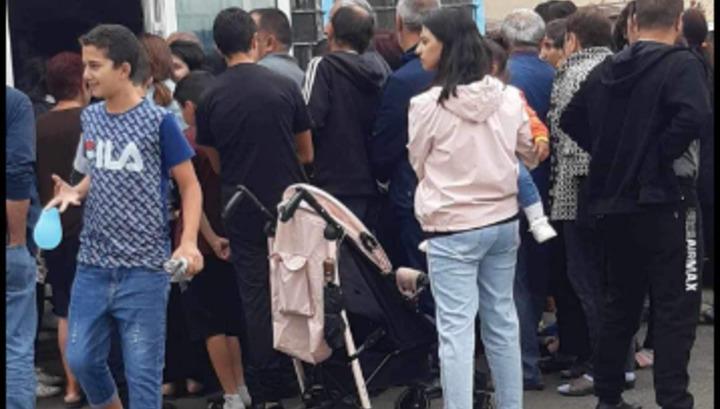 Արցախում սնունդ ստանալու համար հարկավոր է ներկայանալ ձեթի տարայով և տեսակավորման համար անհրաժեշտ 5 տոպրակով