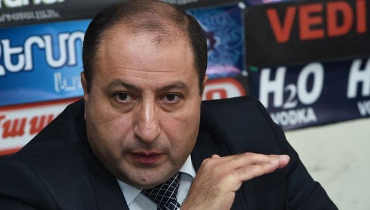 Ամեն ինչ գլխիվայր է․ ծուռ հայելիների թագավորություն». Հայկ Ալումյան․ Փաստինֆո