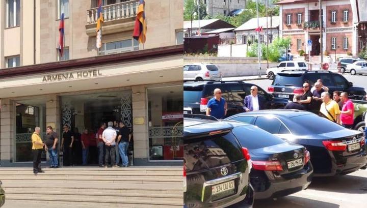 Արցախում զոհվածների հարազատները քարերով հարձակվել են ՔՊ-ականների վրա․ «Հրապարակ»