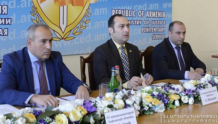 Փոխնախարարների պաշտոնանկության նոր վարկած․ «Հրապարակ»