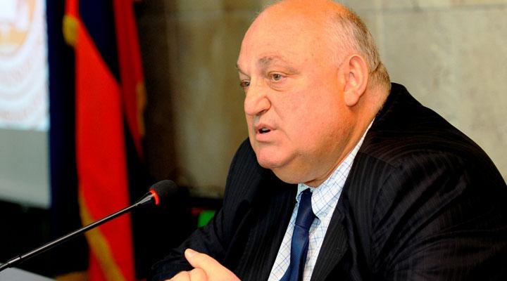 Արամ Սիմոնյանը որոշել է փոխել հներին․ «Հրապարակ»