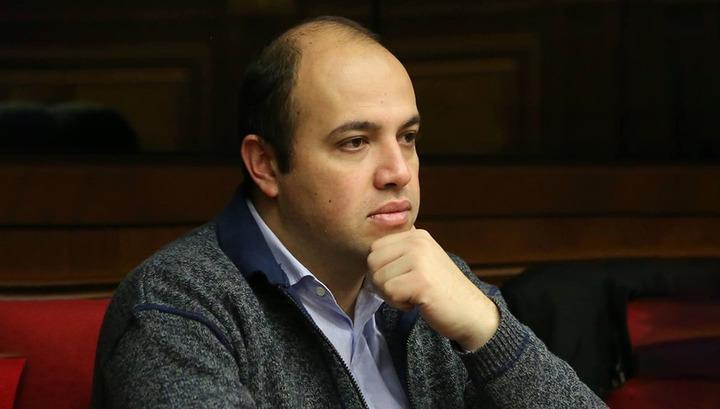 Հիշե՛ք Խաչատուրովի մասին, միայն այդպես կարող եք վերականգնել բանակի փառքն ու հզորությունը. Հրանտ Մելիք-Շահնազարյան