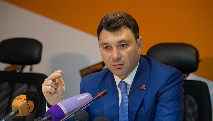 Խոստումներ, որոնք վարչապետը չի կատարել․ հիշեցնում է Շարմազանովը