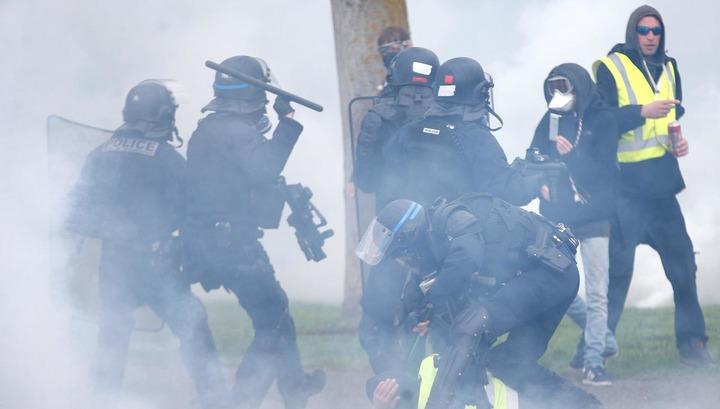 Ստրասբուրգում դեղին բաճկոնավորների և ոստիկանների միջև բախումներ են եղել