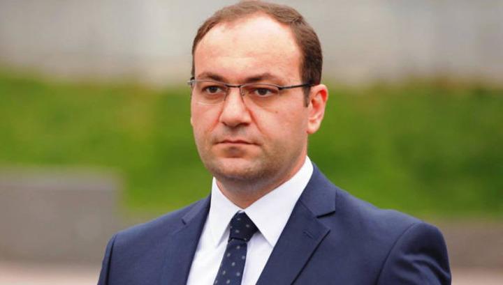 Բացահայտում եմ ԱԺ աշխատակազմի ղեկավարի ստախոսությունը․ Արսեն Բաբայան