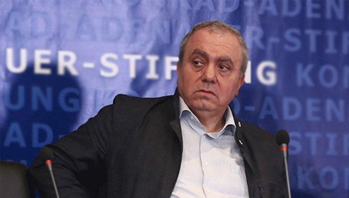 Հայաստանի գլխին սև մութ ամպեր են կուտակվում. ավելի ճիշտ կուտակում են․ Հրանտ Բագրատյան