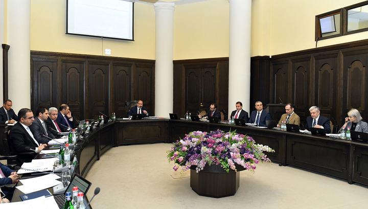 Կադրային բանկը հերթական «աչքկապոցի՞ն» էր․ «Փաստ»