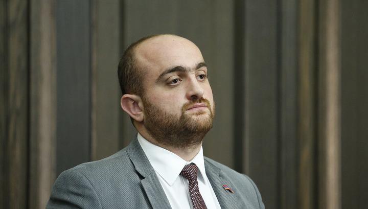 Մարզպետարանը դարձել է «համակենտրոնացման ճամբար»․ «Հրապարակ»