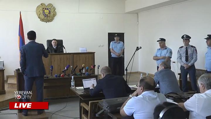 Դատախազը թող ներողություն խնդրի, հակառակ դեպքում սանկցիա կիրառեք. Արամ Օրբելյանը՝ դատավորին