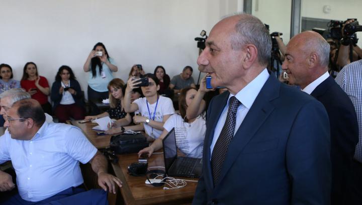 Արցախի գործող և պաշտոնաթող նախագահները երաշխավորություն ներկայացրին