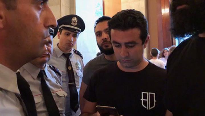 «Ադեկվադ» ՀԿ-ի անդամներին բերման են ենթարկել