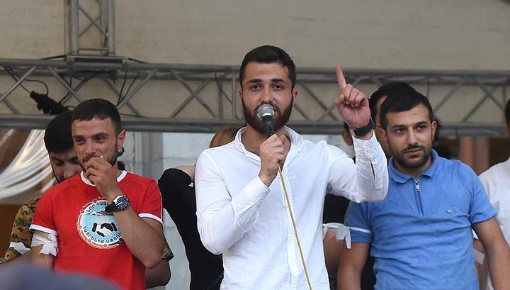 Վարչապետի՝ Բակո Սահակյանի դեմ սպառնալիքներ հնչեցրած աջակիցը բերման է ենթարկվել