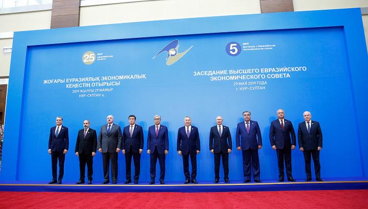 Նազարբաևի անվան շքանշան չի շնորհվել միայն  ՀՀ վարչապետին. Rusarminfo