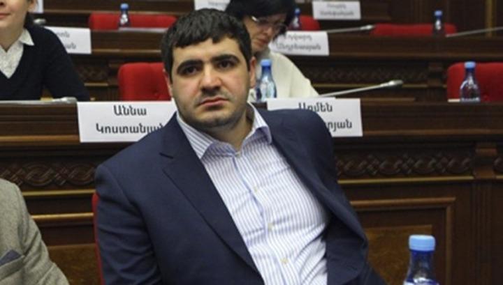 Մի ՀԴՄ-ի պատմություն․ մանրամասներ իմքայլականի և ռեստորանի տնօրենի վեճից