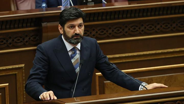 Վահե Գրիգորյանի տարօրինակ վեթինգը