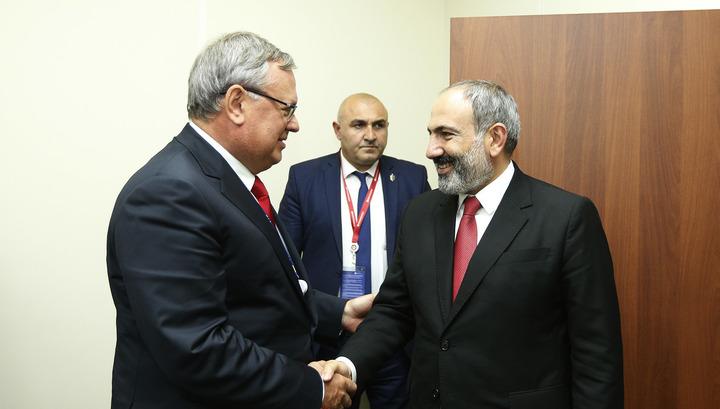 ՎՏԲ-ի նախագահը Նիկոլ Փաշինյանին ներկայացրել է Թեղուտի գործարկման ընթացքը