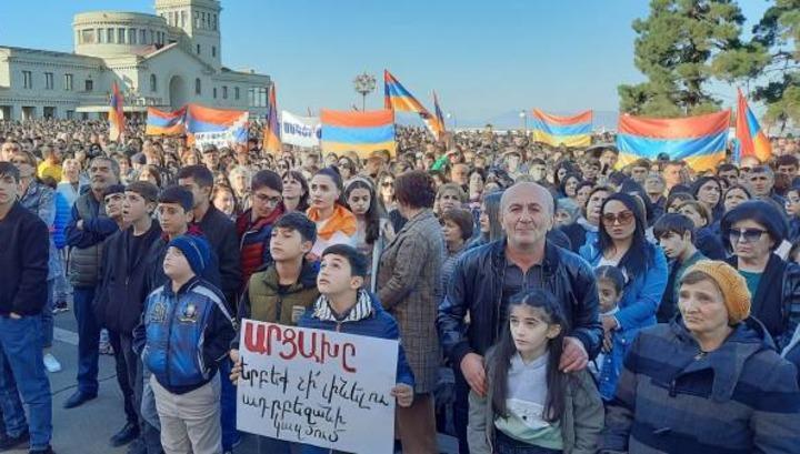 Արցախում առաջիկայում հերթական մեծ հանրահավաքն է սպասվում՝ մայիսյան եռատոնին ընդառաջ. «Ժողովուրդ»