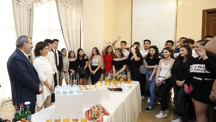 Պետք է ստեղծենք հնարավորություններ, որ մարդիկ տնտեսությունը զարգացնեն․ վարչապետ