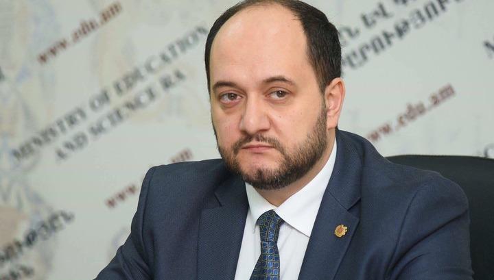 Արայիկ Հարությունյանը «մառոզ» է անում. «Իրատես»