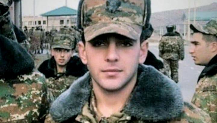 Տարոն Մհերի Գալոյանը ճշգրիտ ուղղորդելով հրետանու կրակը՝ կասեցրել է թշնամու առաջխաղացումը